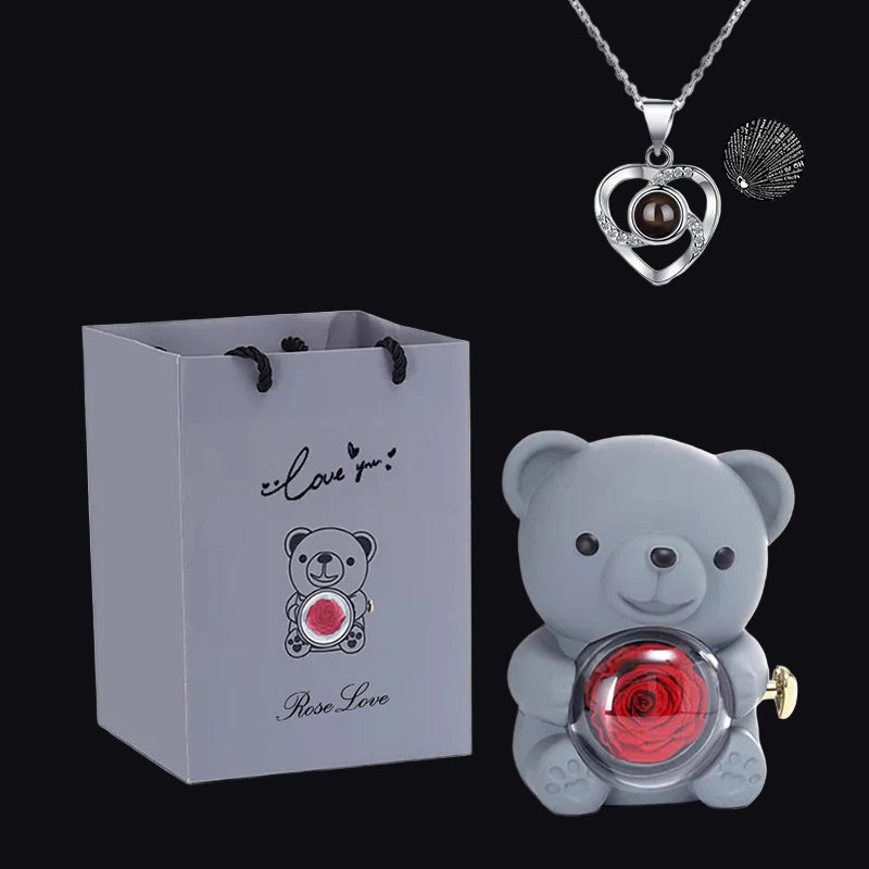 Miś Wiecznej Miłości z Różą w Szkle I Naszyjnikiem